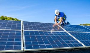 Installation et mise en production des panneaux solaires photovoltaïques à Rocbaron